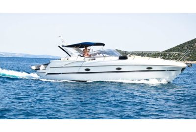 Refresh Your Boat’s Interior with Custom Curtains from Curtain-Tracks.com