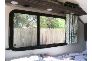 RV Trailer JR PRODUCTS 48 Wall Mnt Int Slide C-Brn Window Curtain Track 